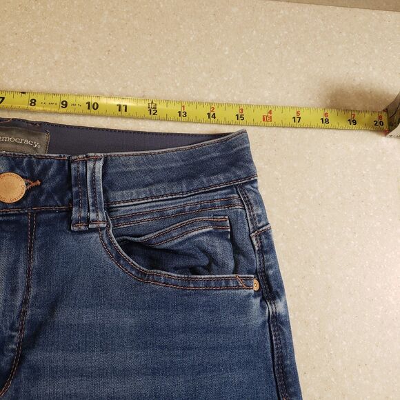 Democracy AbSolution Skyrise Wide Leg Jeans Blue Mid Rise Women’s Size 8 - Picture 8 of 11